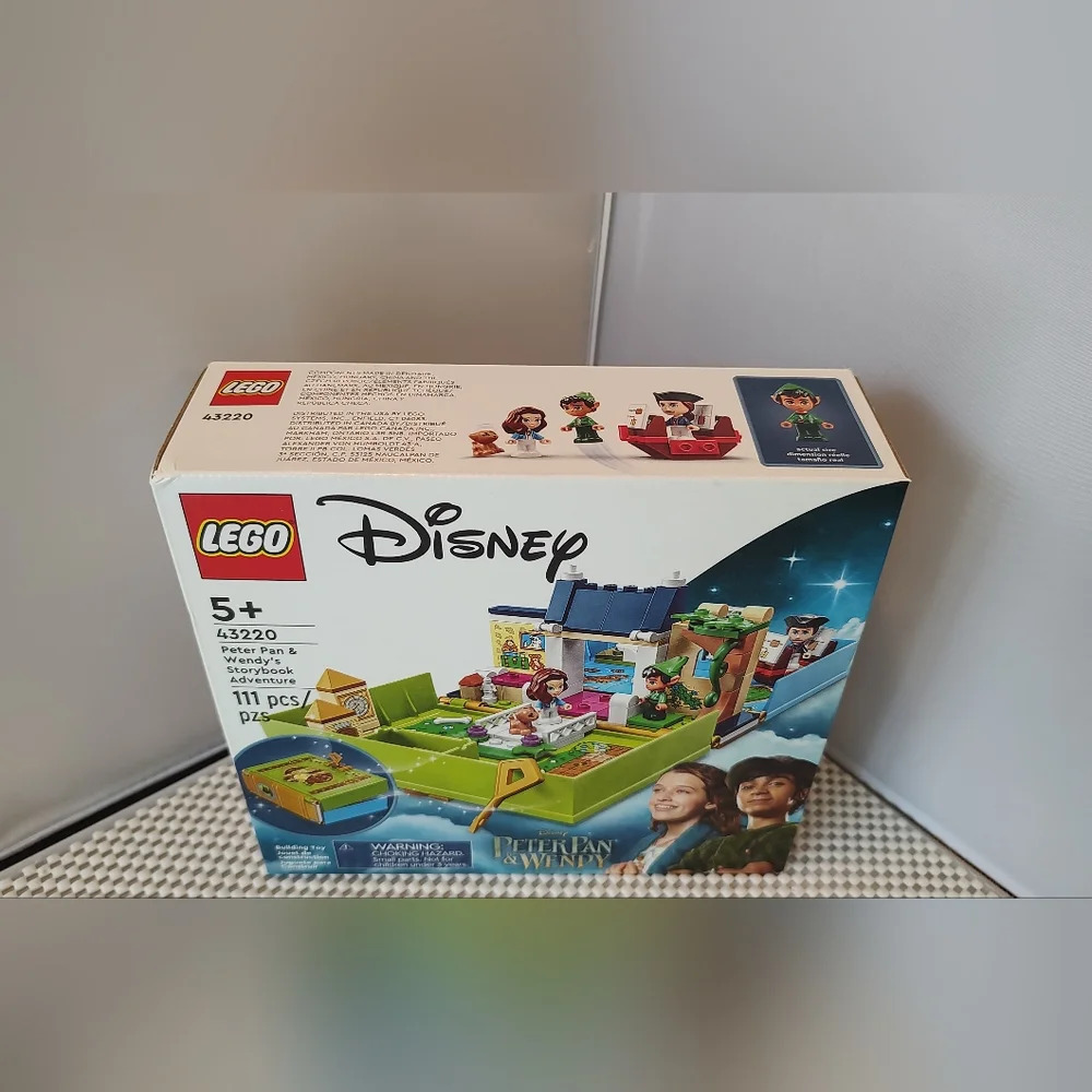 Lego Disney 43220 Peter Pan & Wendy's Storybook Adventure NWT Building Toy Set - Picture 2 of 3